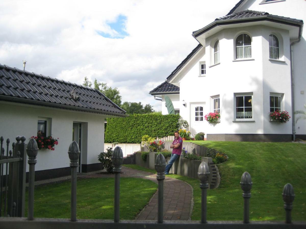 Fewo Buchheim, Hochwertig Und Gemuetlich, 5Min Zur S-Bahn Apartment Hoppegarten Exterior foto